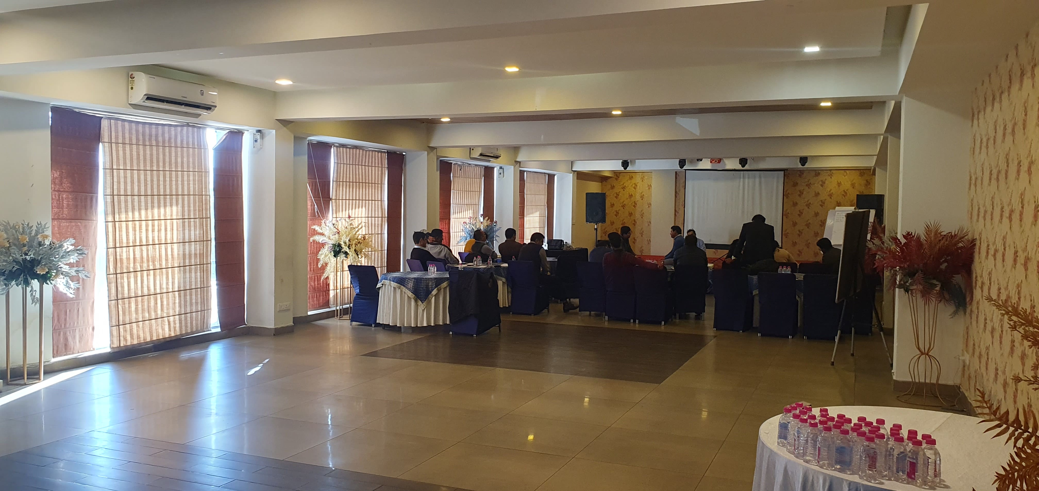 Banquet Hall 
